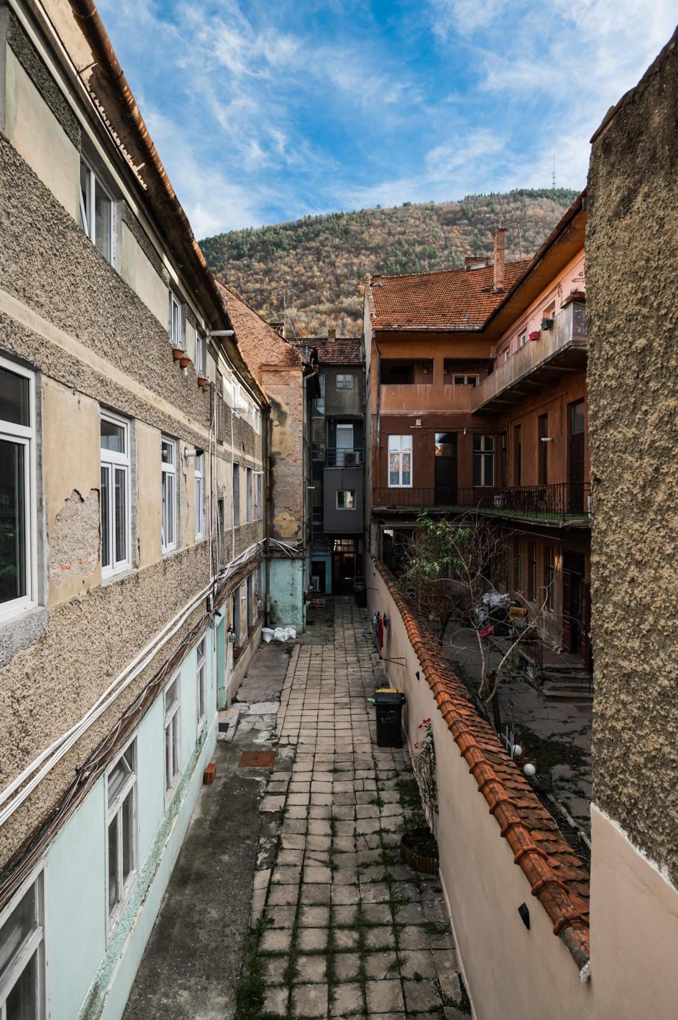 Lara'S Loft Apartment Brasov Exterior photo